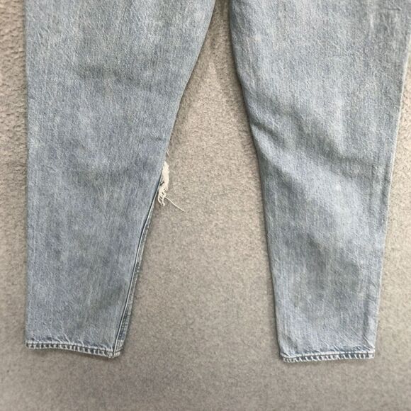 American Eagle Mom Jeans Wmns 6R Blue Stonewash Faded Distressed Whiskered Rips - Picture 9 of 13